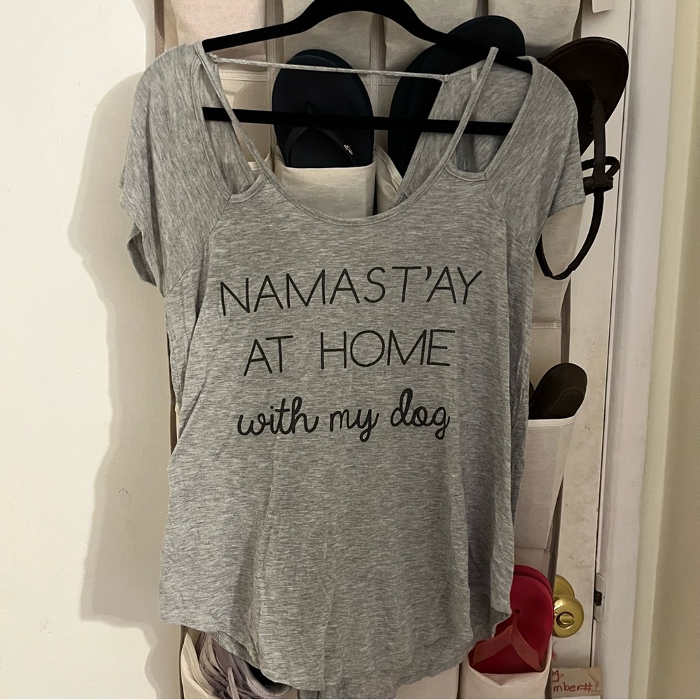 ❌SOLD❌ Alya Gray Graphic Tee